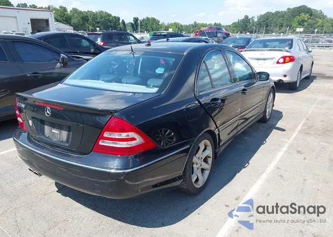 2007 Mercedes-Benz C 230 Sport из США, поврежденный, VIN WDBRF52H27F891856